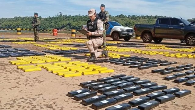 Eldorado | Prefectura secuestró casi una tonelada de marihuana valuada en más de $3.700 millones.