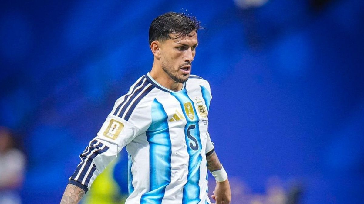 El picante festejo de Leandro Paredes en el gol del triunfo de Argentina sobre Egipto