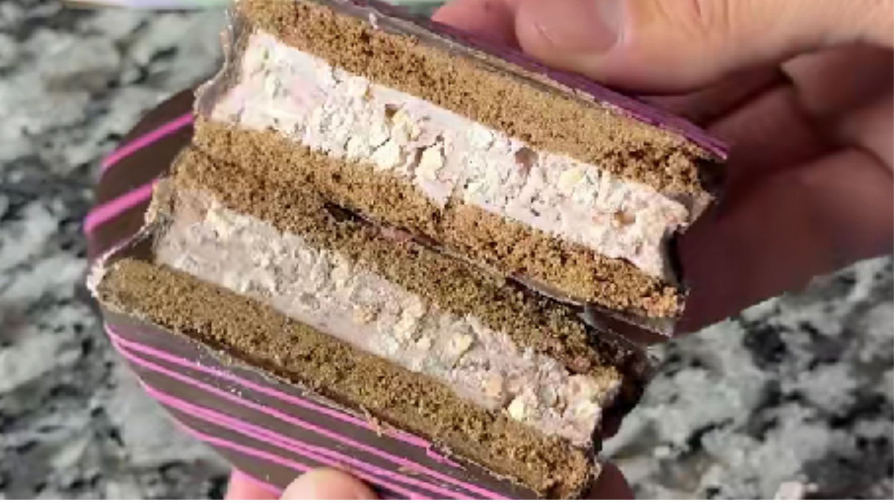 Así queda por dentro este alfajor.