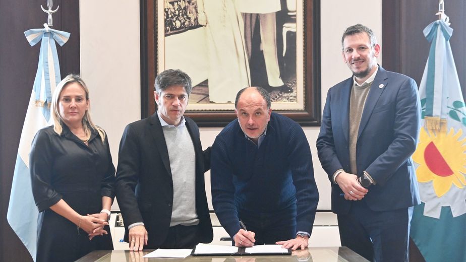 Tres Arroyos incorporará una nueva motoniveladora para fortalecer el mantenimiento de los caminos rurales