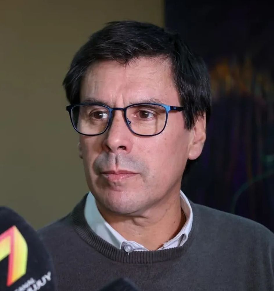 El ministro de Hacienda y Finanzas, Federico Cardozo, aseveró que la propuesta presentada en la paritaria responde al objetivo de mantener la política salarial alineada con la evolución de la inflación.