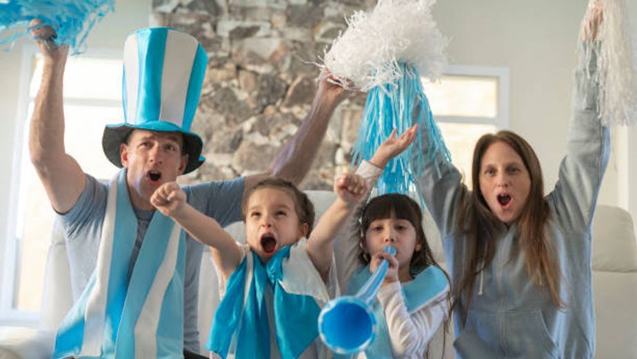 Desde las 12 habrá asueto administrativo por el partido Argentina-Egipto