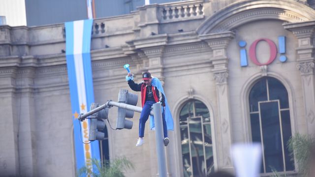 Disturbios en los festejos por la Selección en Patio Olmos.