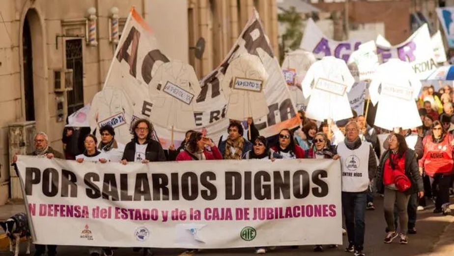 La paritaria docente quedó en pausa mientras crece la expectativa por una nueva oferta salarial