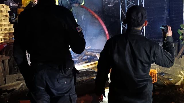 San Vicente | Un incendio afectó el sector de secado de una carpintería y provocó daños materiales.