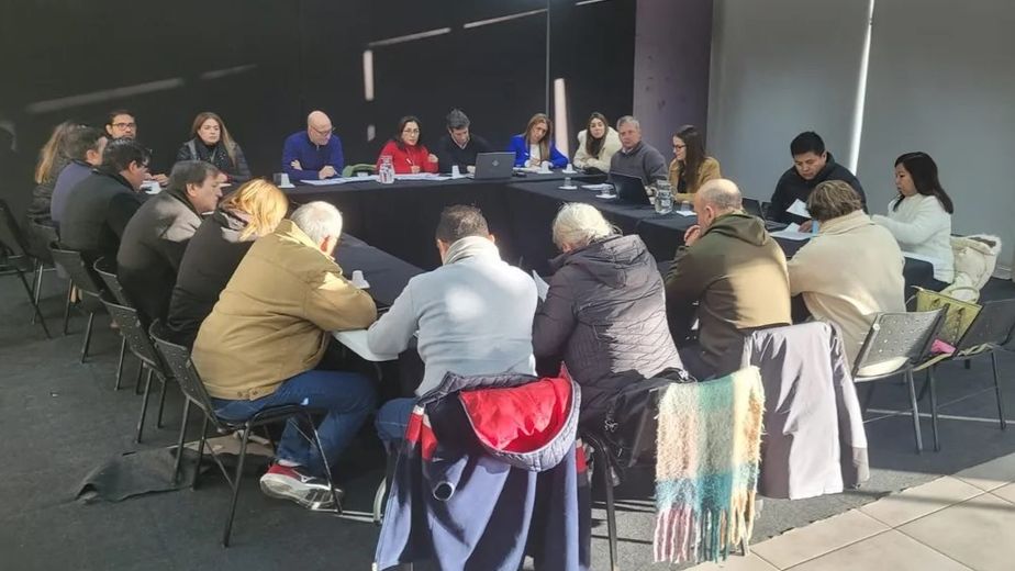 El salario inicial será de $990.000 para docentes y de $870.000 para el escalafón general, en Jujuy