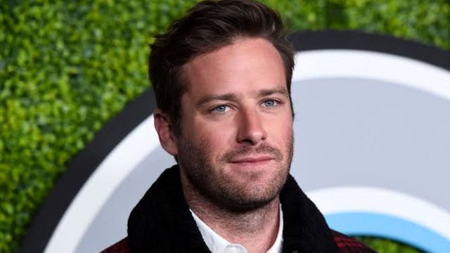 Armie Hammer volvió al cine tras años de ausencia.