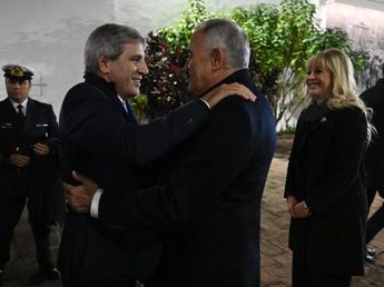 Doce gobernadores participan de la vigilia por el 210° Aniversario de la Independencia