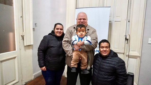 Juan Ignacio, de 4 años, debe recibir atención especializada cada cuatro meses en Buenos Aires.