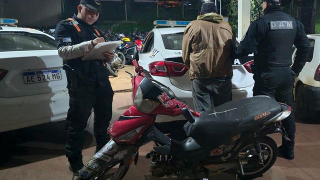 Detuvieron a un motociclista con 1,53 g/l de alcohol en sangre durante un control vial en Eldorado.