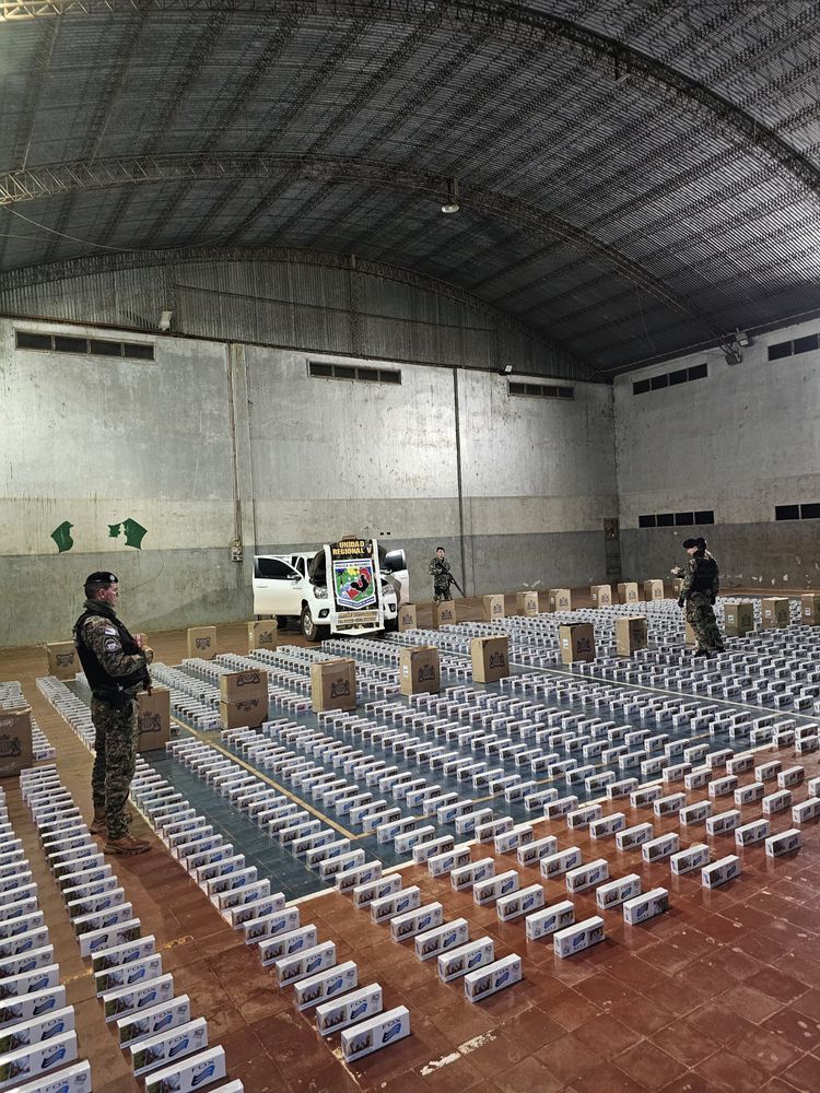 Incautaron cigarrillos de contrabando valuados en $70 millones tras un operativo en Andresito.