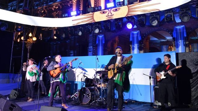 La grilla artística de la previa al 9 de Julio combina figuras nacionales y talento tucumano hasta la madrugada.