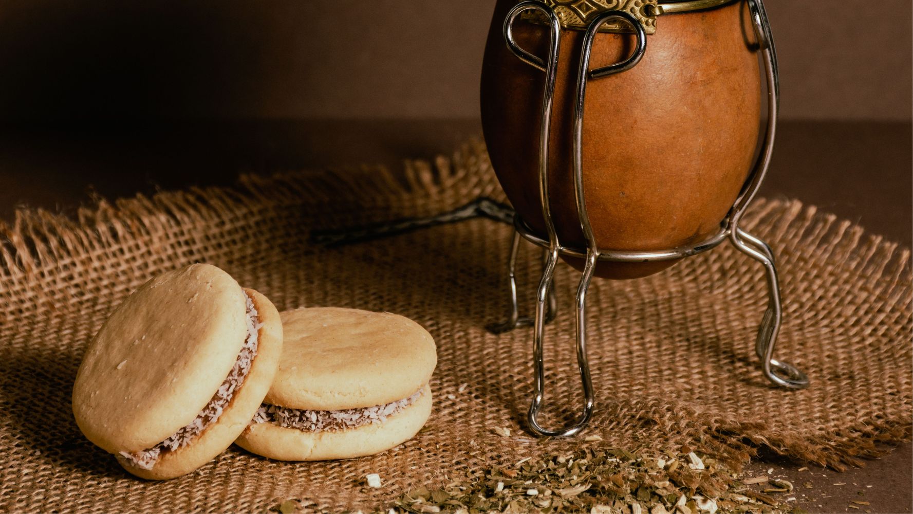 Los alfajores de maicena son ideales para acompañar con mate.
