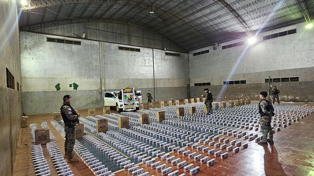 Incautaron cigarrillos de contrabando valuados en $70 millones tras un operativo en Andresito.