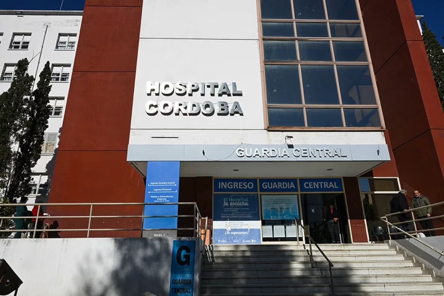 El hombre está internado en el Hospital Córdoba.