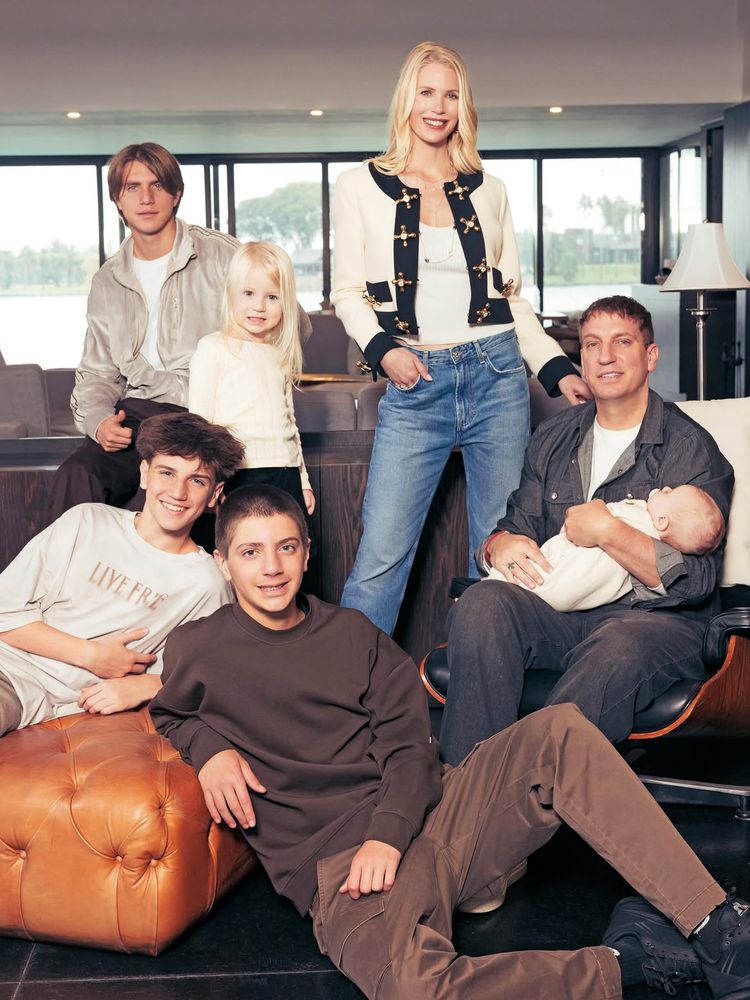 Daniela Christiansson y su familia con Maxi López