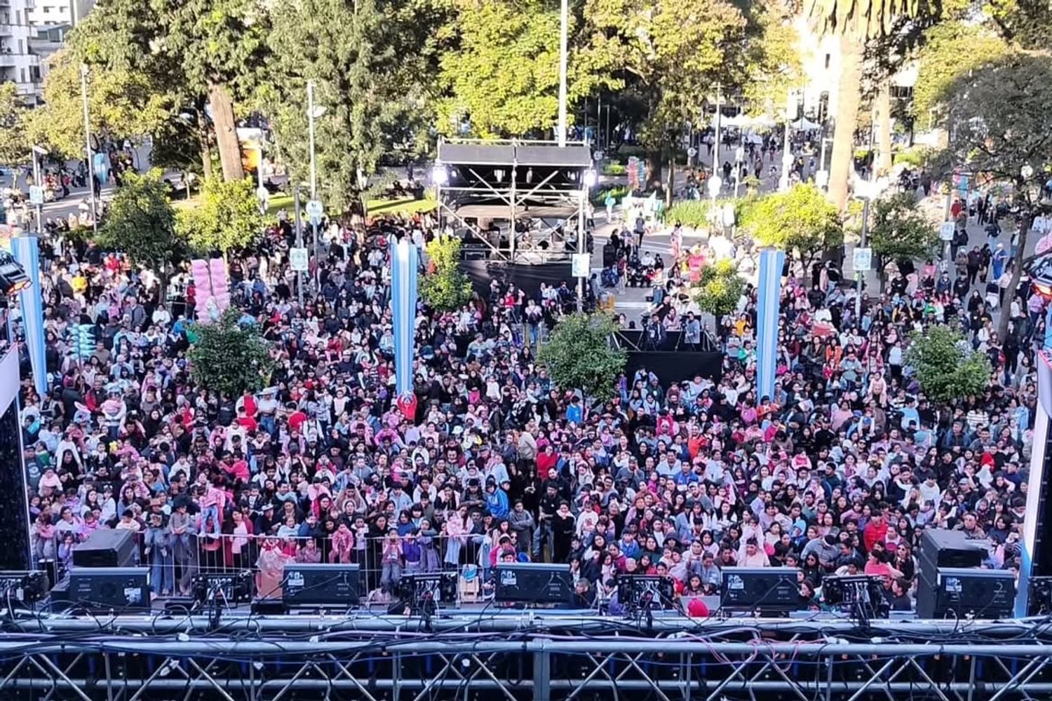 Festivales, recorridos guiados y actividades al aire libre en distintos municipios.