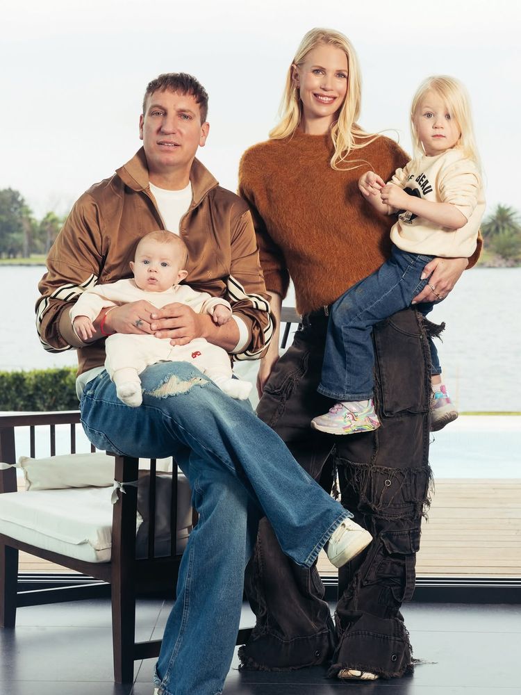Daniela Christiansson y su familia con Maxi López