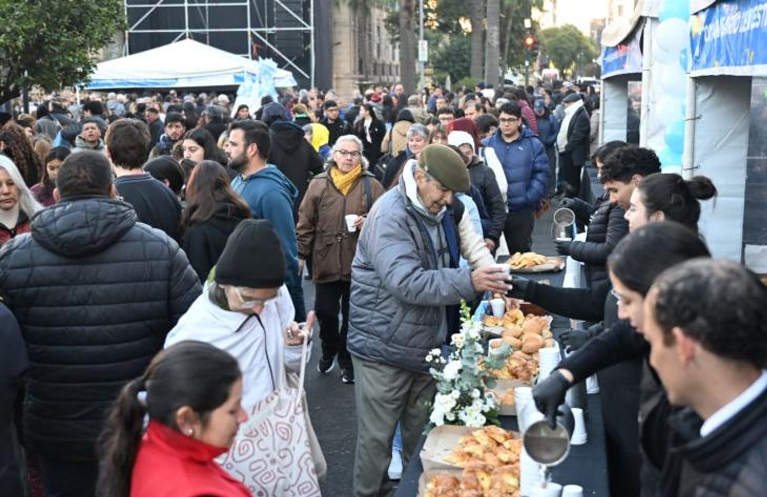 El tradicional chocolate patrio de la mañana del 9 de Julio.