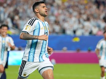 El Cuti Romero en la previa de Argentina-Suiza: "Si Scaloni me ve de 9, me mata"