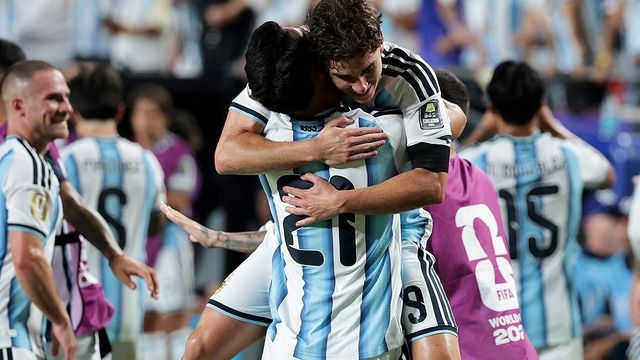 Argentina clasificó a semifinales al ganarle a Suiza en tiempo extra