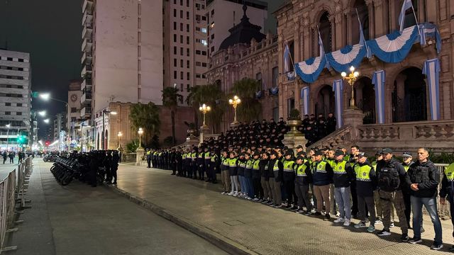 Argentina paso a semifinal, fuerte operativo policial