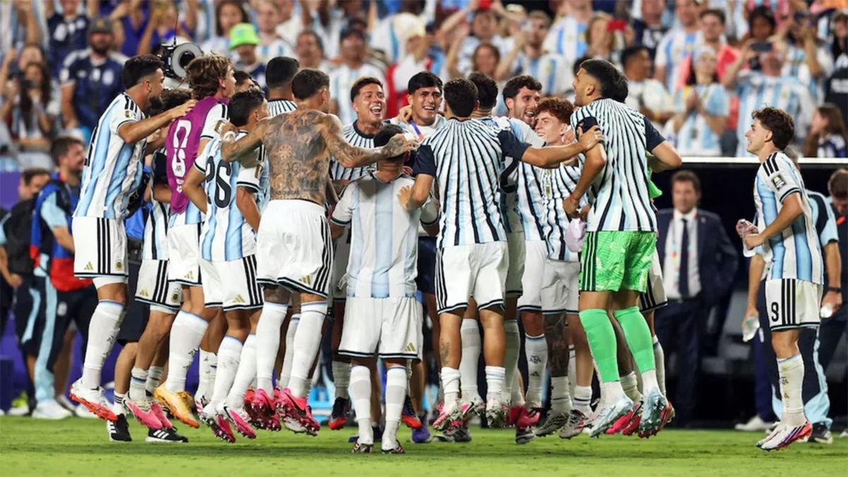 El canto de la Selección Argentina contra Inglaterra tras clasificar a la semifinal del Mundial 2026