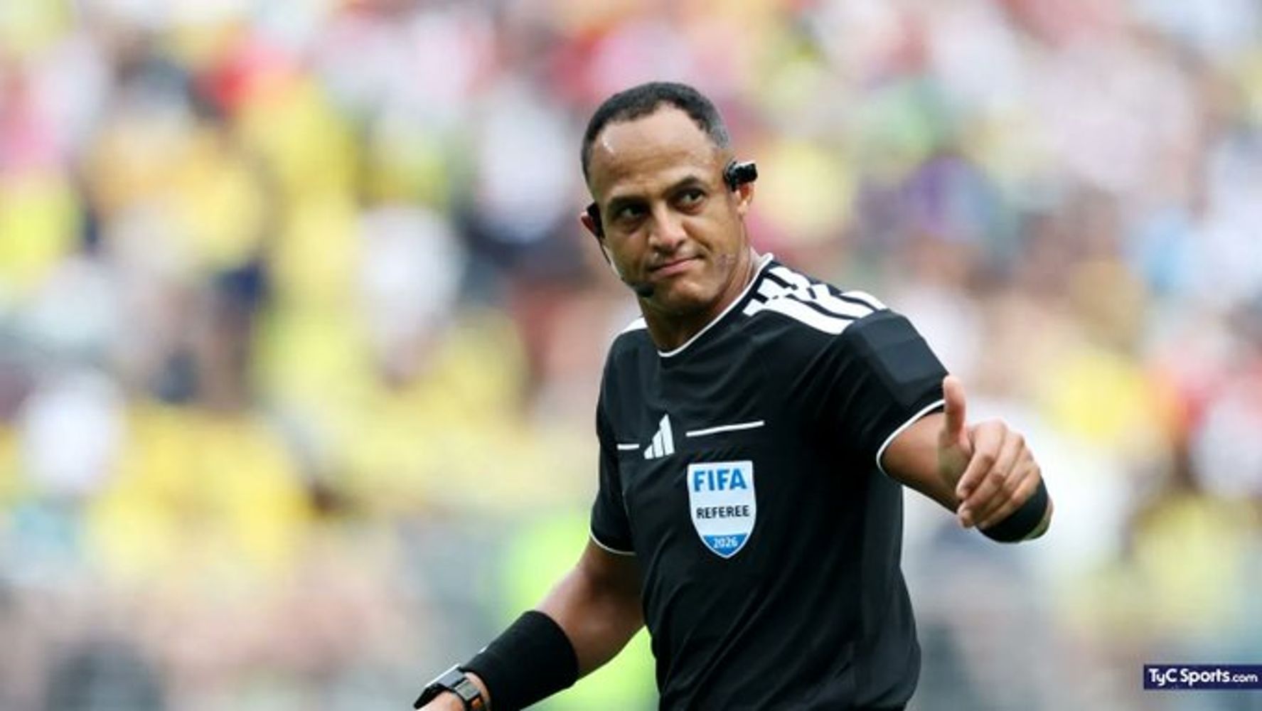 Ismail Elfath, estadounidense nacido en Marruecos, arbitrará Argentina-Inglaterra.