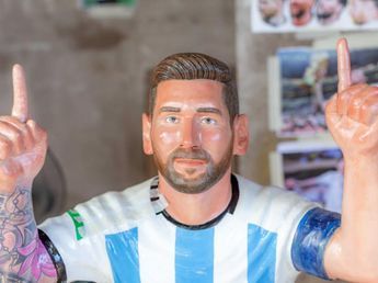 Nueva estatua en Famaillá: Messi se suma a Maradona en el paseo histórico
