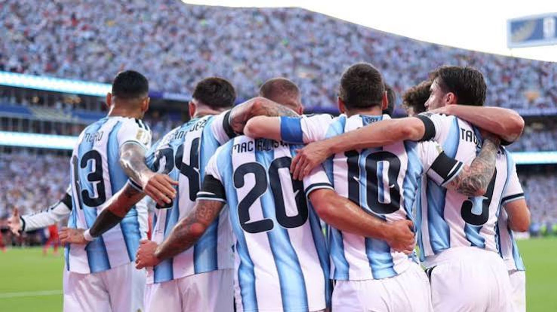La Selección Argentina sumó una cifra millonaria en premios y buscará extenderla en las semifinales ante Inglaterra.