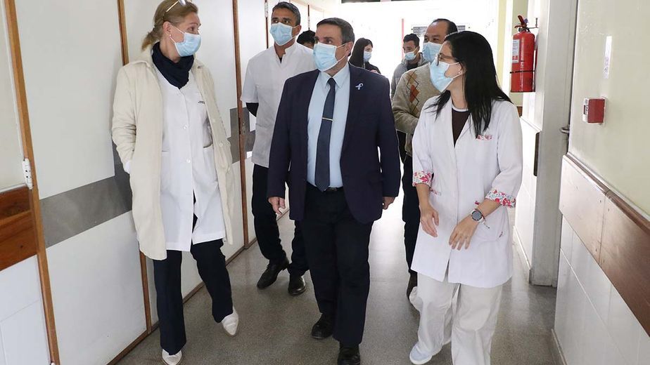 Medina Ruiz visitó el Hospital Eva Perón