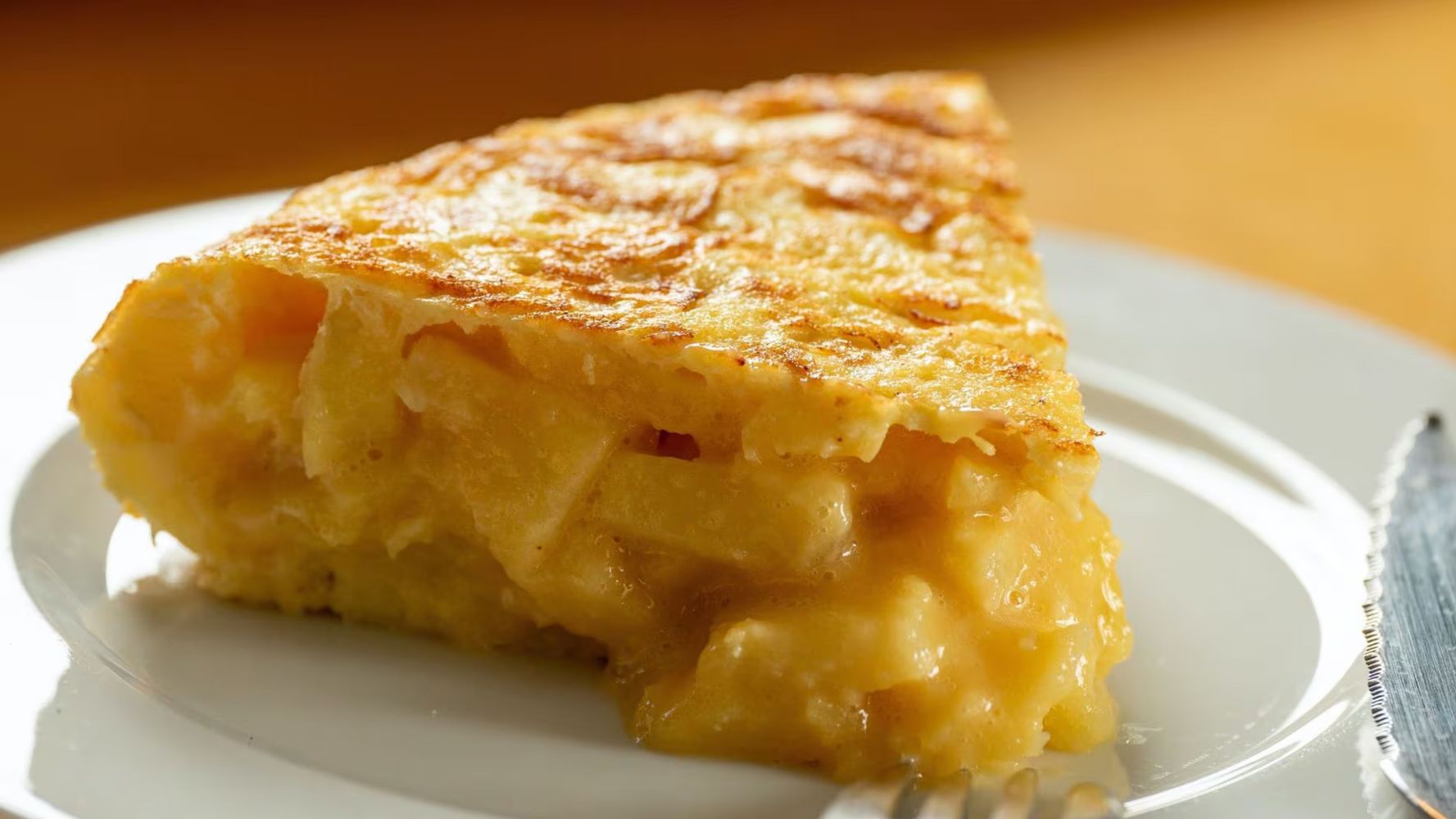 La tortilla de papa es uno de los platos más nobles.