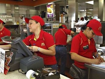 Sueldos en julio de 2026: cuánto cobra un empleado de McDonald’s, Burger King y Starbucks