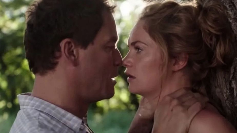 La serie de Netflix cargada de erotismo que se convirtió en la obsesión de miles