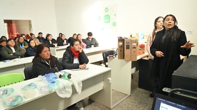 El Ministerio de Salud apuntó a fortalecer la atención de niñas y niños en situaciones de urgencia.