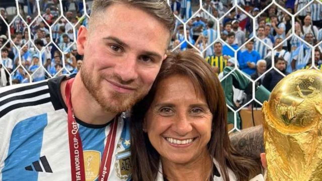 La mamá de Mac Allister reveló el motivo porque no canta el clásico contra los ingleses
