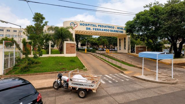 Llevó a su beba de siete meses al hospital, descubrieron cocaína en su sangre y escapó.