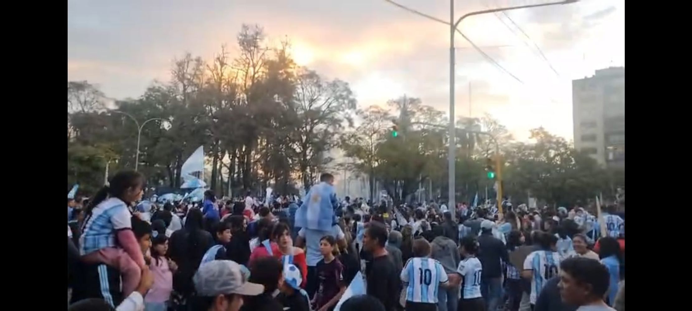 La fiesta también se vivió en la Perla del Sur.