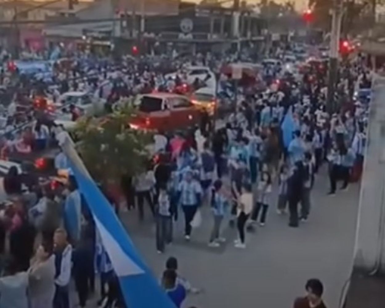 En Alderetes todos salieron a alentar a la Selección.