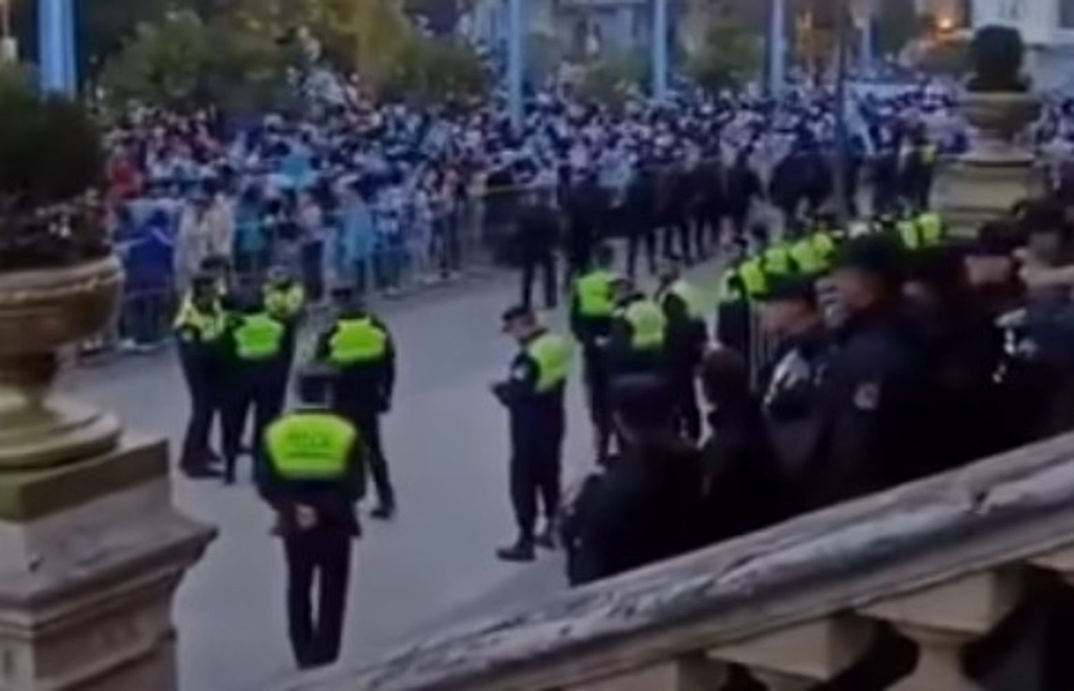 Fuerte operativo policial.