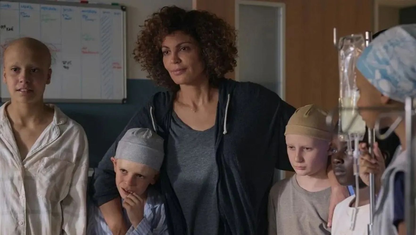 Nawell Madani protagoniza el drama francés que llegó a Netflix.