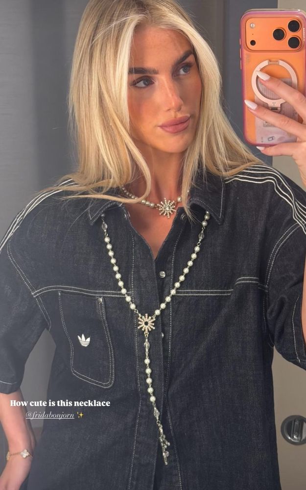 El audaz outfit "gorpcore" con el que Kelci Rose palpita la previa de las semifinales del Mundial 2026
