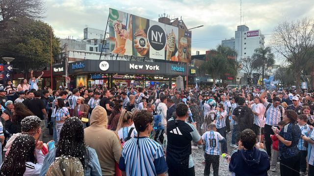 Carlos Paz ya festeja. Argentina está nuevamente en una final y la ilusión de otra vuelta olímpica está más viva que nunca.