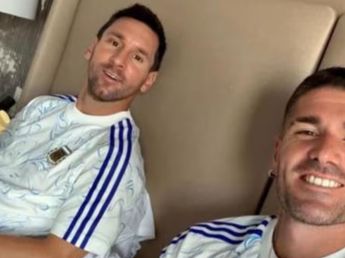 El detalle en la foto de Leo Messi y Rodrigo de Paul tras pasar a la final: qué es el paquete dorado que se volvió viral