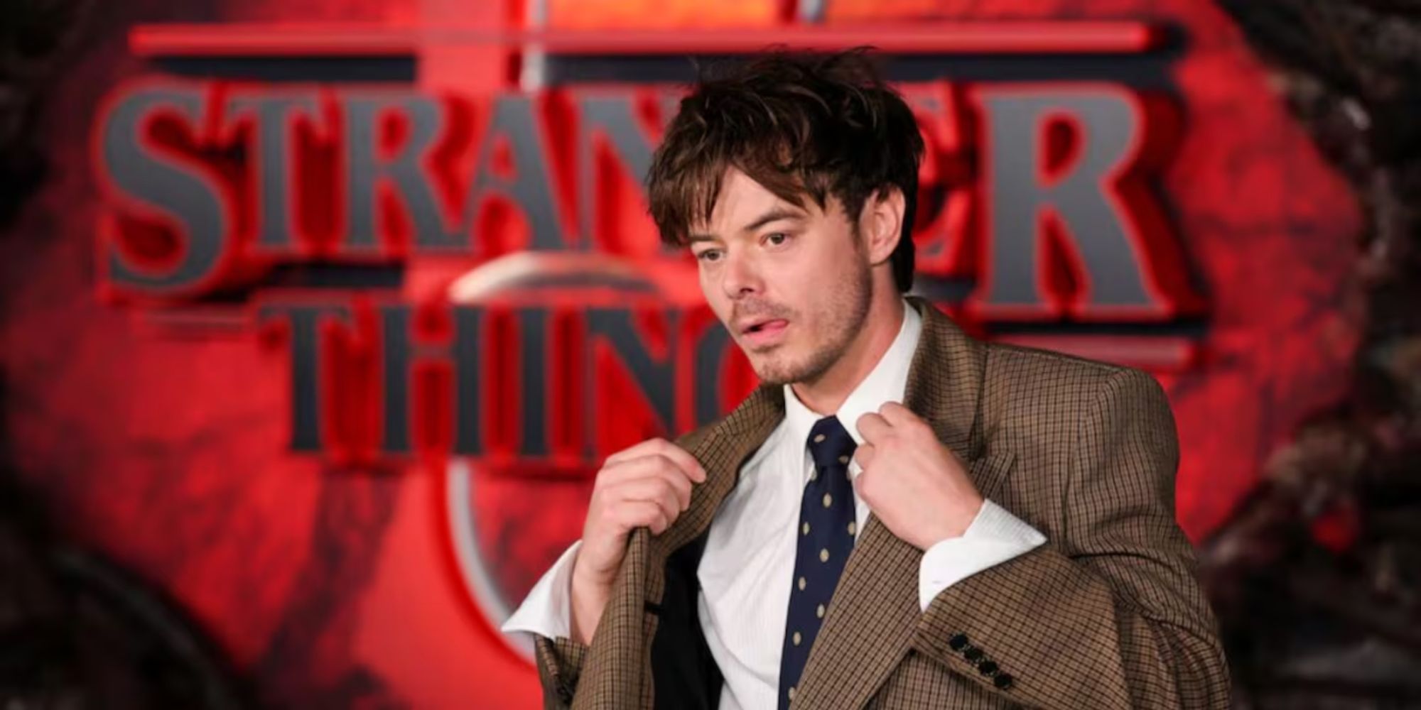 Ezequiel Lavezzi y Charlie Heaton