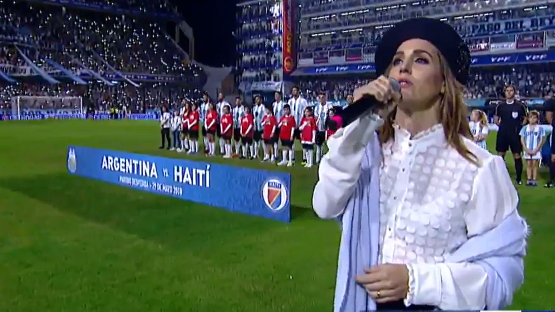 Soledad Pastorutti podría cantar el himno en la final del Mundial
