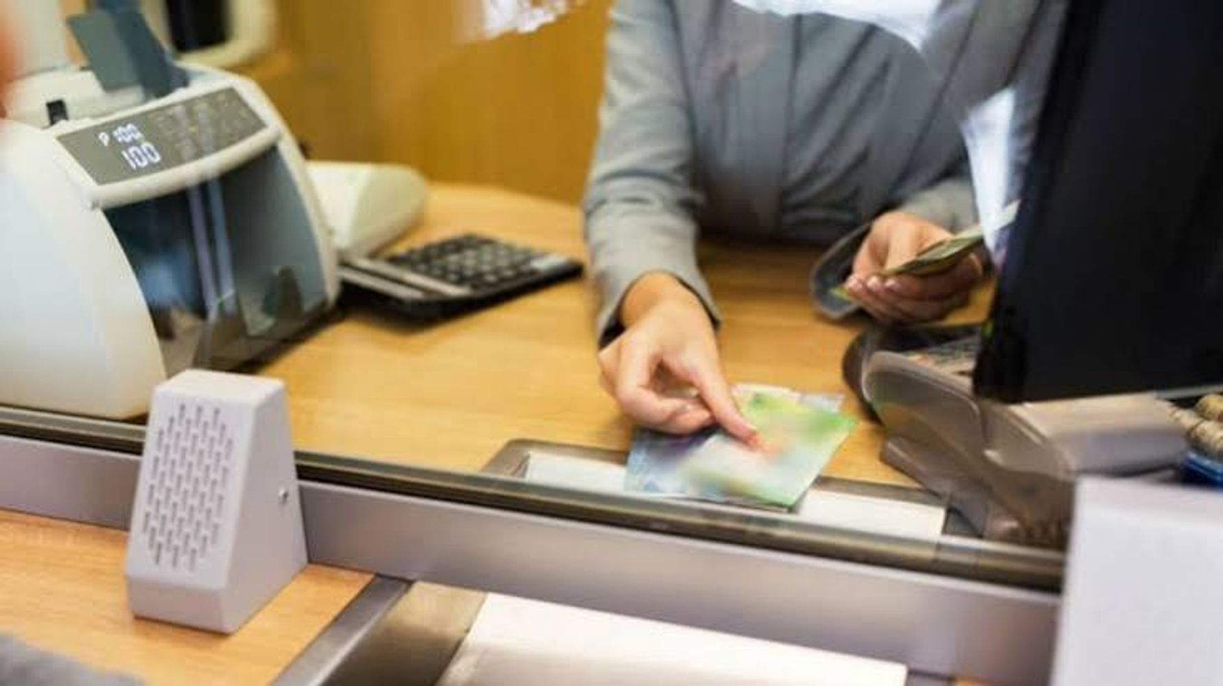 Tras la actualización en las paritarias, los bancarios recibieron un incremento en sus salarios.