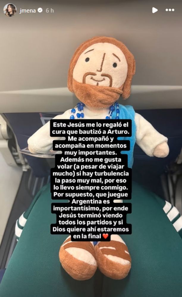 La cábala de Jimena Barón para la Selección Argentina: qué significa el peluche de Jesús que lleva a todos los partidos.