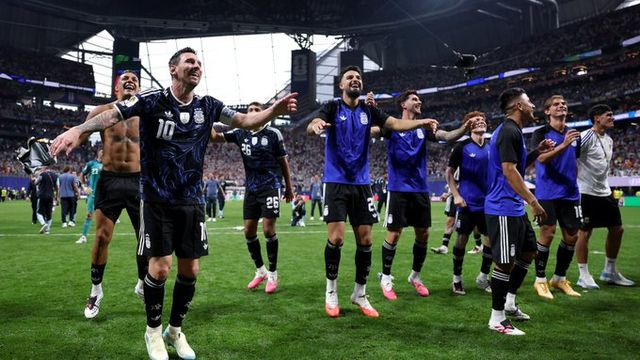 La Selección Argentina, el equipo de Lionel Messi, por el bicampeonato en el Mundial.