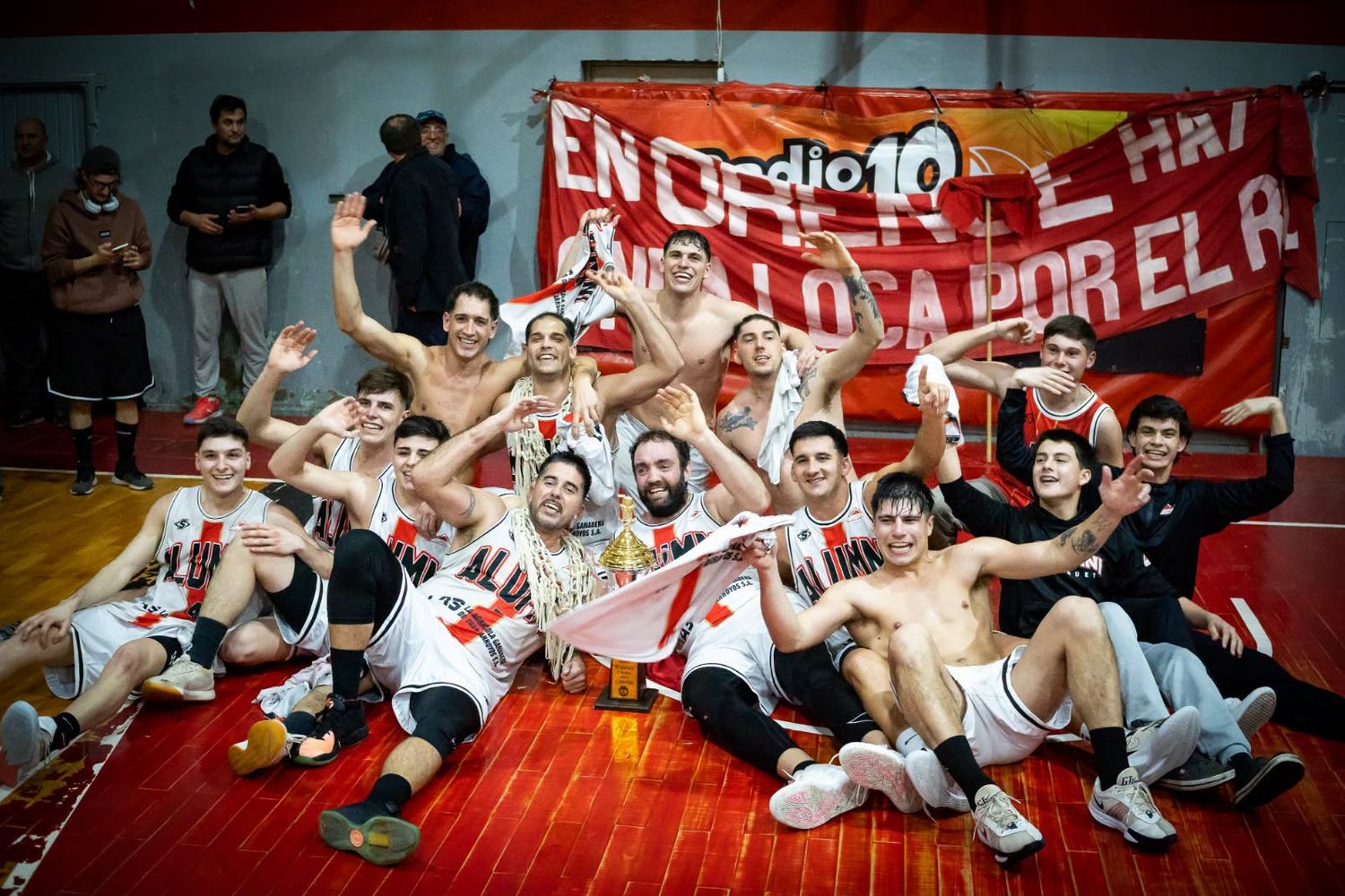 Alumni Campeón